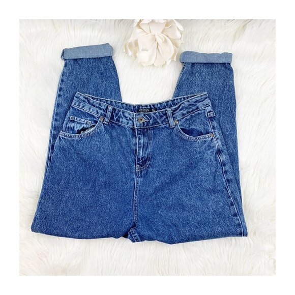 Nasty Gal Hi-Rise Mom Jeans Women's Size 14 - Picture 2 of 6